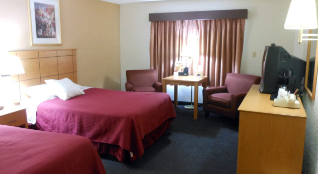 Americas Best Value Inn & Suites St. Cloud, Varaa Hotelli St. Cloud Minnesota