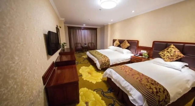 Dongfang Hotel