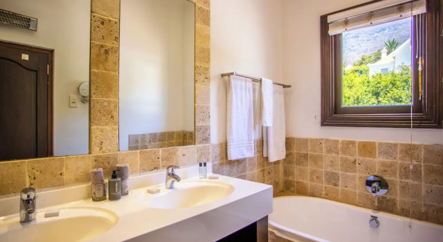 Номер Superior Cape Riviera Guesthouse