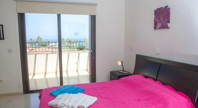 Villa Fortuna Large Private Pool Walk to Beach Sea Views A C Wifi Car Not Required - 2630, Rezervovat Vila Chaty v Polis Chrysochous, Chalupa
