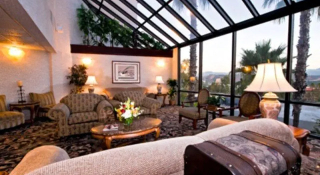 Люкс Doubletree By Hilton Pomona