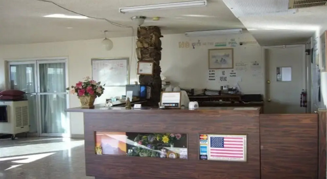Royal Motor Inn