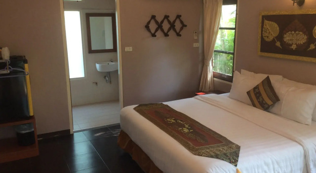The Nine Guesthouse, 예약 호텔 칸차나부리 칸차나부리