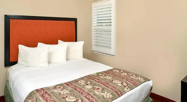 Шестиместный семейный номер Standard Pacific Shores Inn - Morro Bay