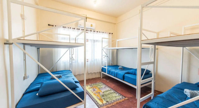 Oldie and Sleepy Hostel, Book Hostel / Vandrerhjem Hostels i North-Eastern Thailand, Hostel / Vandrerhjem