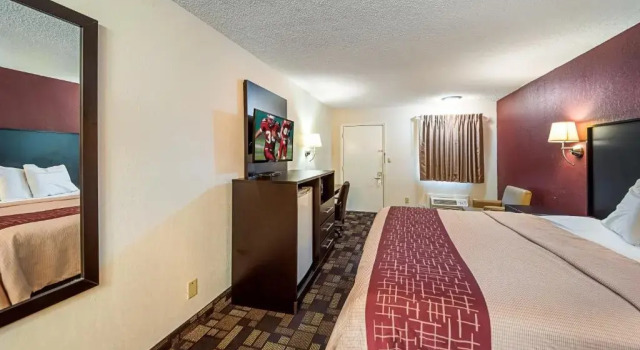 Двухместный номер Deluxe Red Roof Inn Anderson, IN