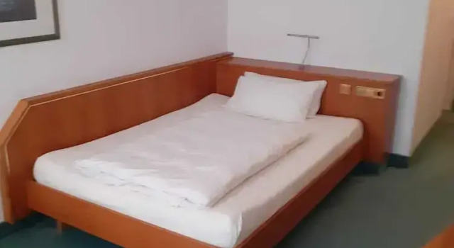 Номер Standard KHGM Kaiserhof Hotel GmbH