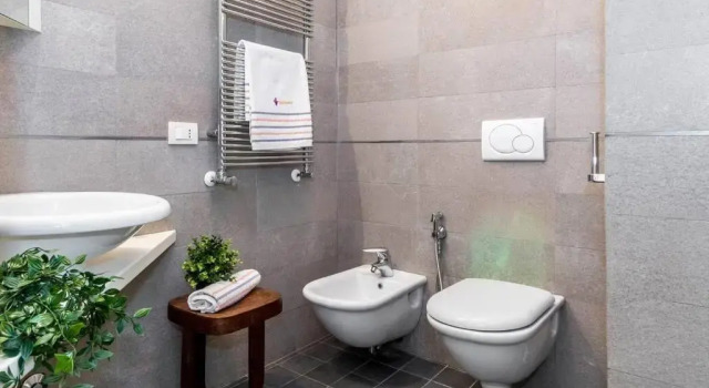 Апартаменты ALTIDO Charming Apt for 3 with Adorable Internal Garden