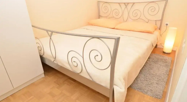 Apartment Flores, Prenota Appartamento Zagabria Croazia