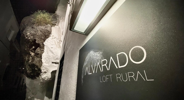 Alvarado Loft Rural, Забронировать Отель Убрике Sierra de Grazalema, рядом с Музей кожи