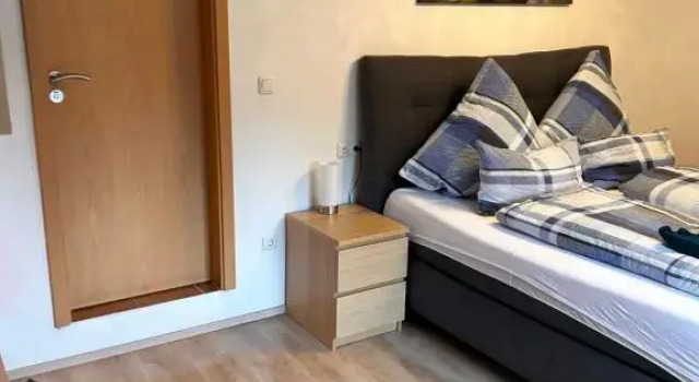 Номер Standard Pension Kleiner