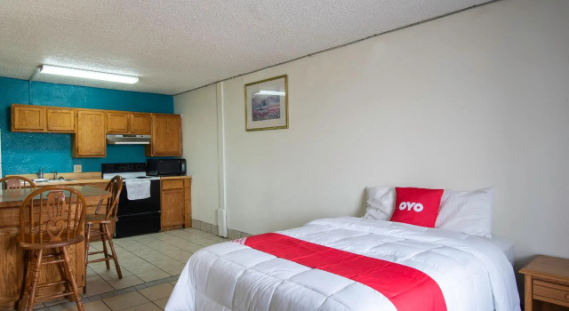 Апартаменты c 1 комнатой OYO Hotel Hutchinson West 4th Ave