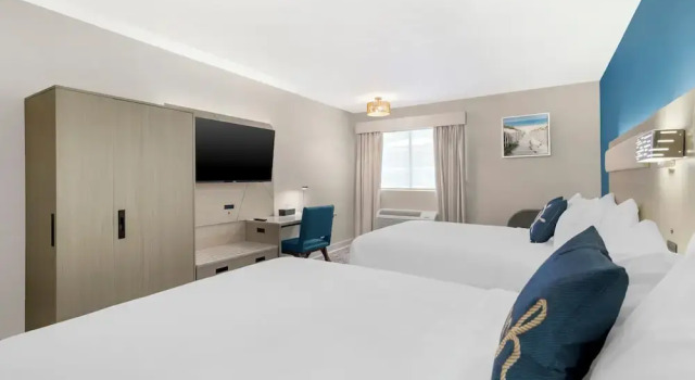 Четырёхместный номер Standard Heritage House Inn on Cape Cod, an Ascend Collection Hotel