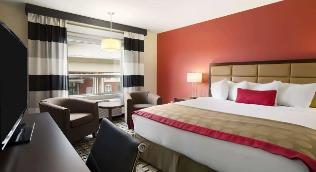 Standaard Tweepersoonskamer Ramada by Wyndham Edson