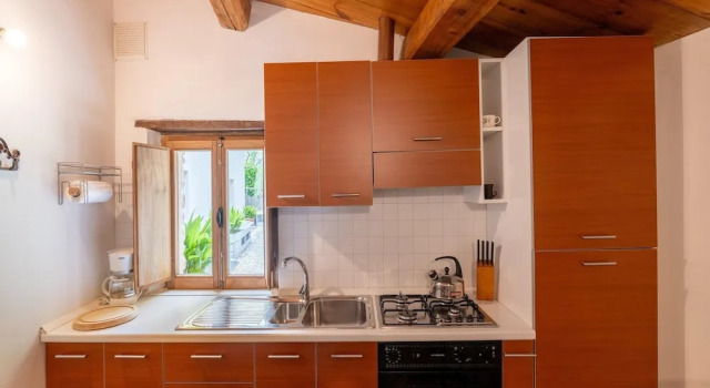 Коттедж Deluxe с 2 комнатами Graceful Holiday Home in Acqualagna With Swimming Pool