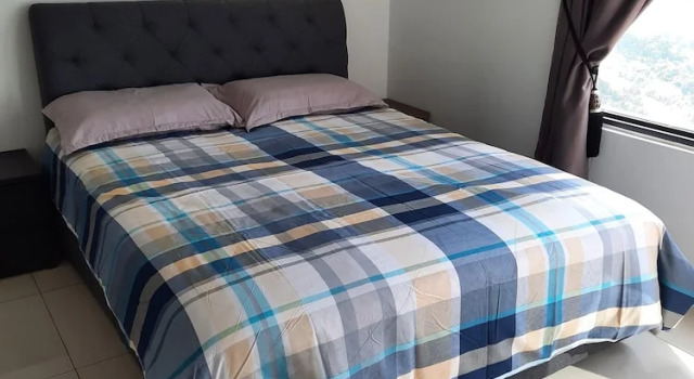 Одноместный номер Comfort c 1 комнатой с балконом и с видом на бассейн Raffles Suites Homestay