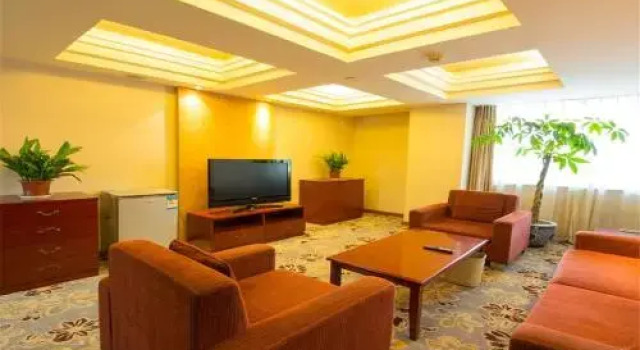 GreenTree Inn BeiJing QingHeqiao Business Hotel, Book Hotel Hotels in Shangdi with Parking, Parking