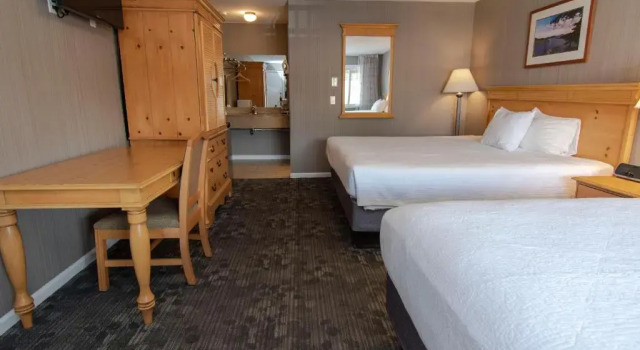 Двухместный номер Standard с видом на бассейн Marine Village Resort