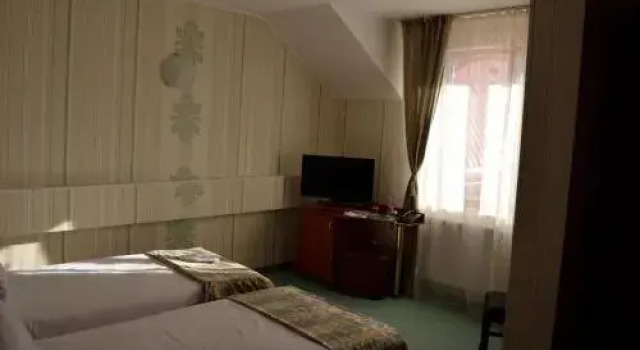 Hotel Rusu, Rezervovat Hotel Hotely v Hunedoara s parkováním, Parkování