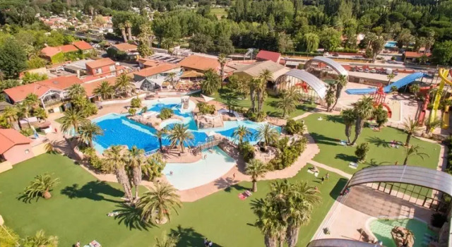 Camping Al Sol, Book Campground Hotels in Vermillion Coast with a Pool, Swimming Pool