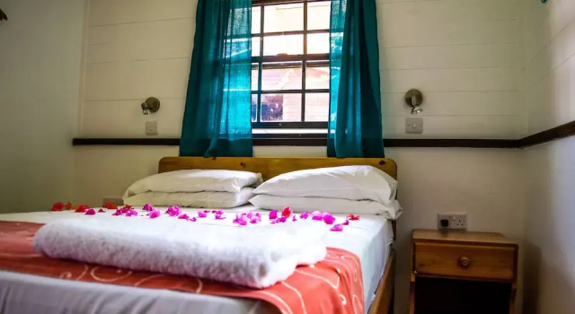 Bayaleau Point Cottages, Buchen Sie Hotel Argyle Grenada