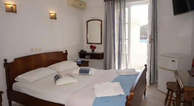 Трёхместный номер Standard с видом на сад Adonis Hotel Naxos