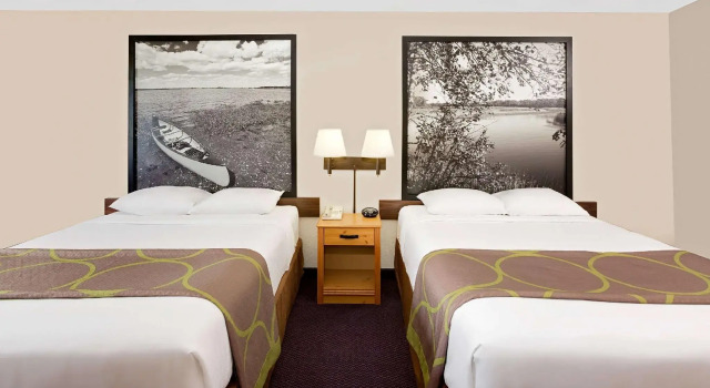 Четырёхместный номер Standard Super 8 by Wyndham St. James