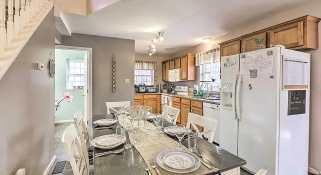 Коттедж Hot Tub, Lake Access: Serene Albrightsville Home!