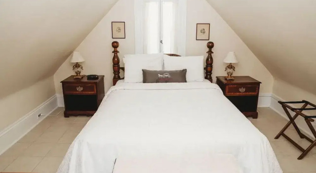 Апартаменты с 2 комнатами с балконом Grey Gables Inn