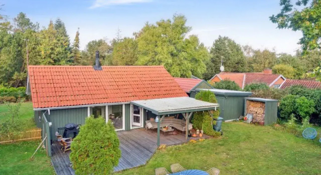 "Eevi" - 1km from the sea in Lolland, Falster and Mon, Prenota Hotel Skelby Falster