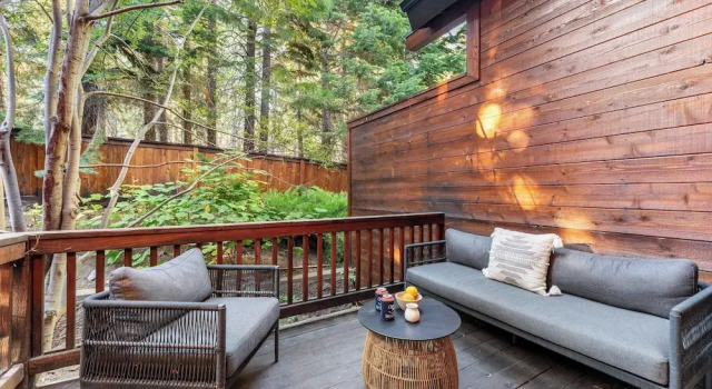 Коттедж Northwood Mountain Views, Sauna, Balcony Tahoe Group Retreat