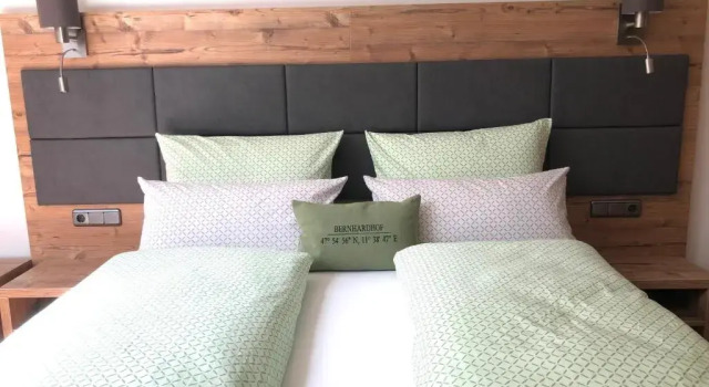 Апартаменты с 2 комнатами Bernhardhof - Pension, Guest-House & Apartments