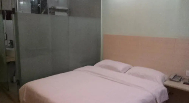 Shen Da Fast Hotel-shenzhen, Rezerwuj Hotel Hotele w Shenzhen z parkingiem, Parking