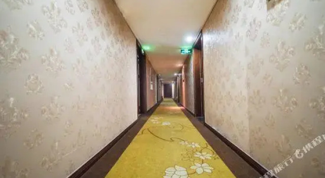 Yunze Hotel