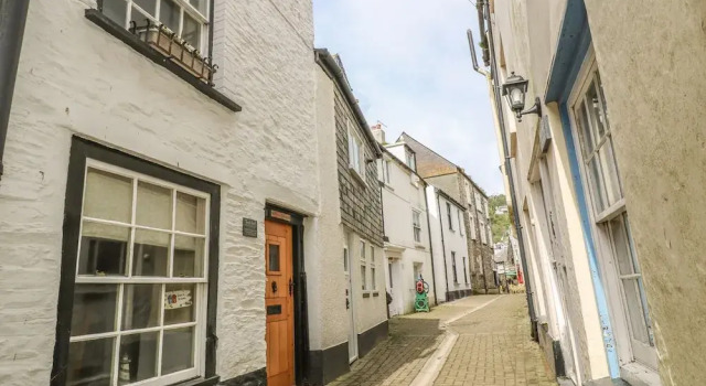 Tudor Cottage, Забронировать Дом для отпуска Виллы Лу, рядом с Пляж Плейди, Вилла