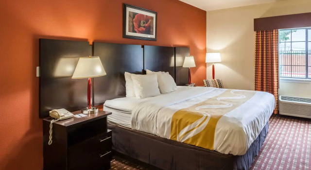 Номер Standard Quality Inn Near Seaworld - Lackland
