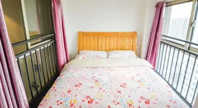 Люкс Дуплекс Wuhan Guanggutiandi Service Apartment
