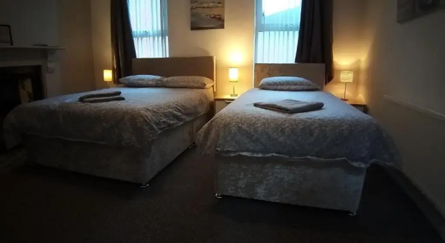 Номер Standard St. James Street Townhouse Belfast