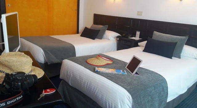 Трёхместный номер Standard с видом на море Hotel Miramar