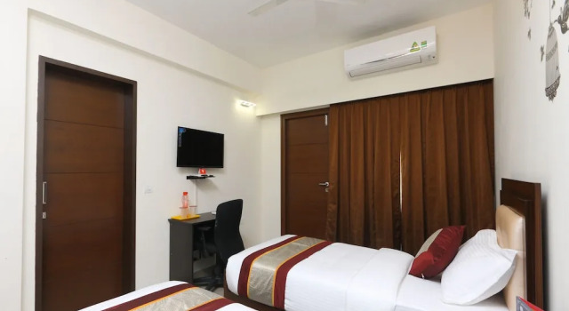 OYO 12368 Day Inn, Забронировать Отель Отели штата Тамилнада с завтраком, Завтраки