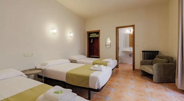 Трёхместный номер Standard HOTEL Ávila Centro