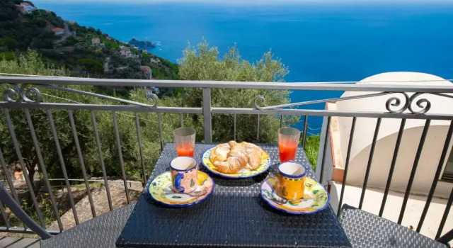 Апартаменты Amalfi Coast Bougainvillea