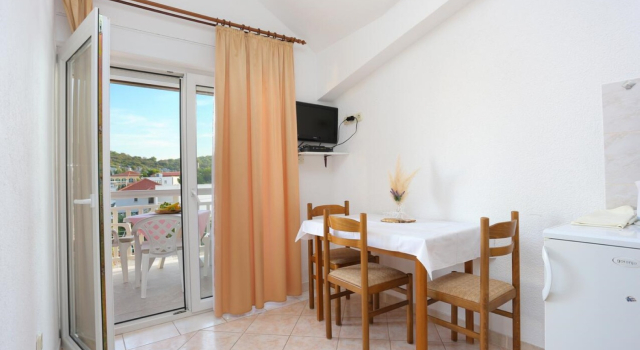 Studio apartment Lias 2 - with restaurant: SA8 Rogoznica, Riviera Sibenik