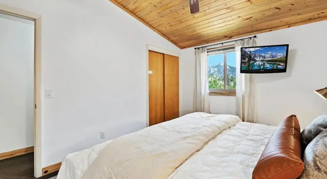Люкс с 2 комнатами Misty Mountain Lodge