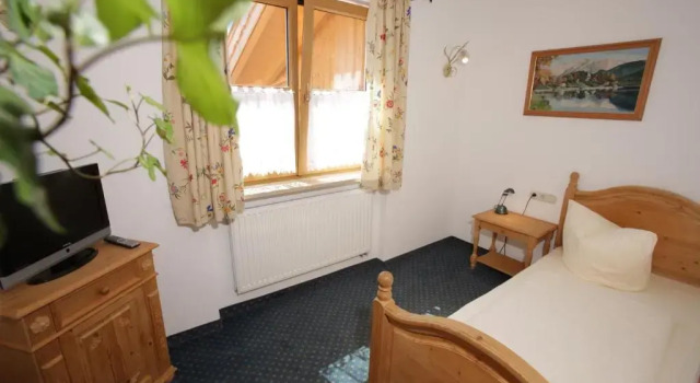 Pension Schweizerhaus Garni, Prenota Hotel Weyarn 