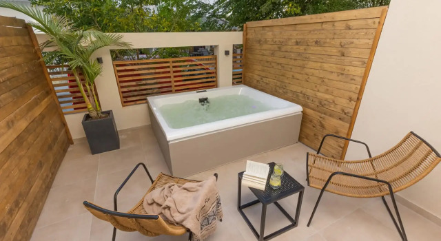 Двухместный номер Deluxe Cabana Blu Hotel & Suites