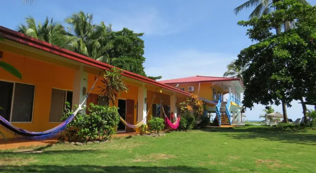 Семейный номер Standard Las Lajas Beach Resort