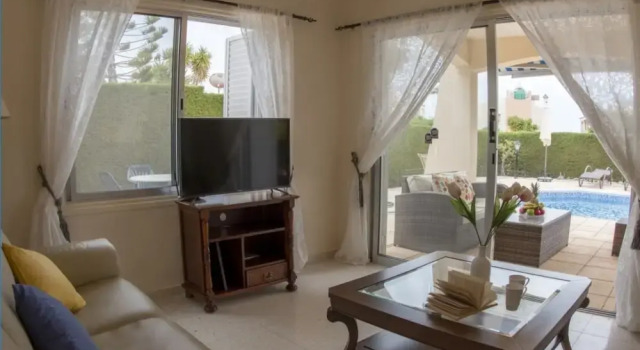 Bungalow Casa Bella, Rezervovat Hotel Hotely v Pafos s parkováním, poblíž Hakuna Matata Beach, Parkování