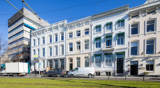 MyCityLofts - Eendrachtsweg, Забронировать Отель Отели Южной Голландии с парковкой, Парковка