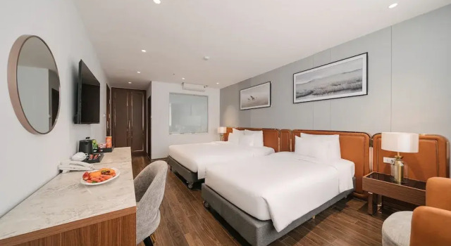 Трёхместный семейный номер Standard San Seize Hanoi Hotel